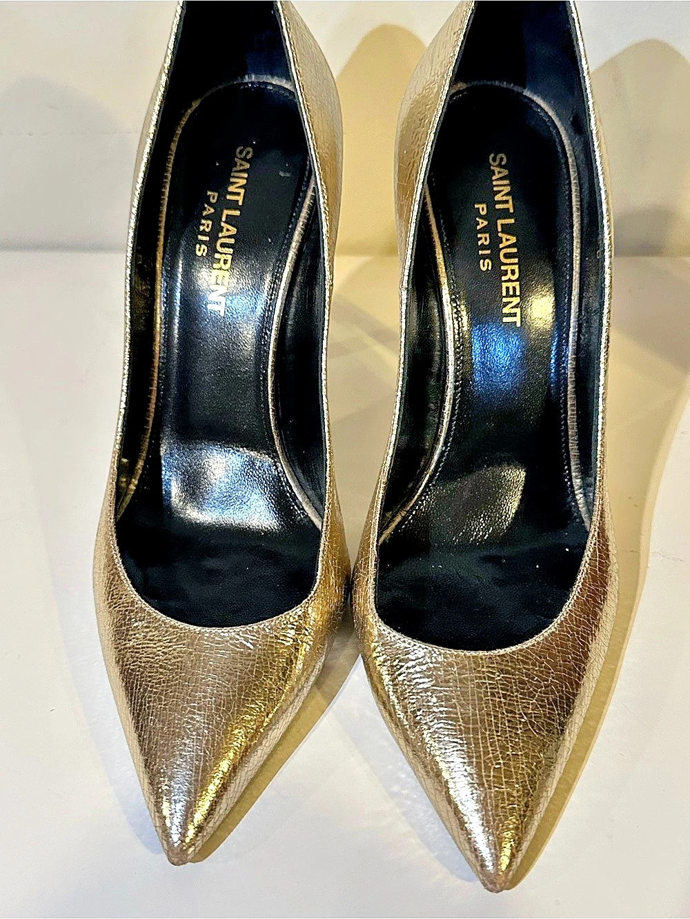 Saint Laurent Anja 105 pumps in Supercrack Platino metallic leather — size 36
